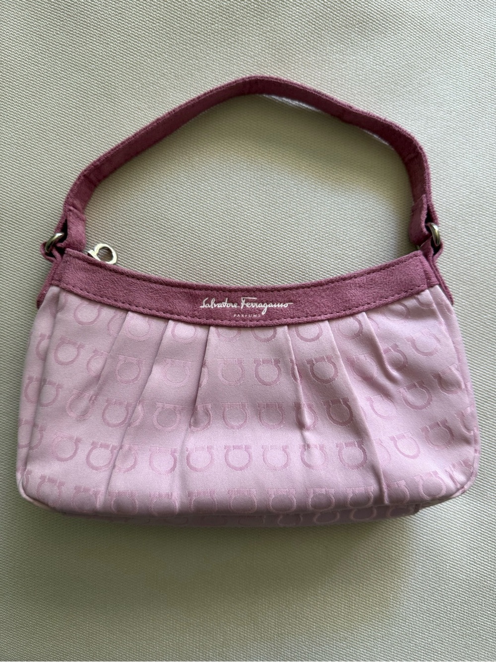 Salvatore Ferragamo Parfum Light Pink Jacquard Shoulder Bag with Dusty Rose Trim